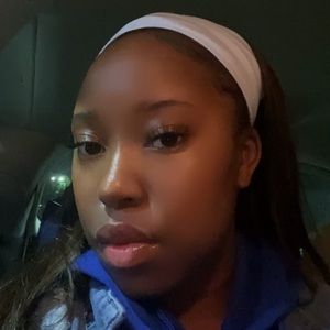 Meet your Posher, Manii